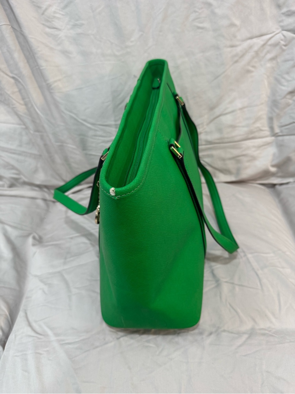 Michael Kors attractive Bright Green large tote! - Picture 5 of 10